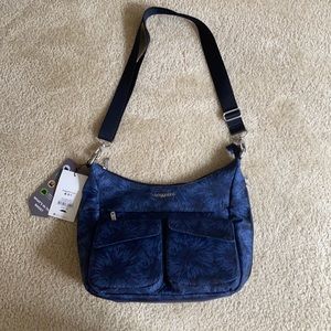 Baggallini Blue Printed Bag